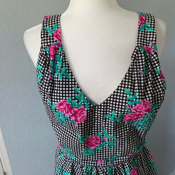 Vintage Accentuette Checkered Floral Sundress Med - Picture 3 of 6